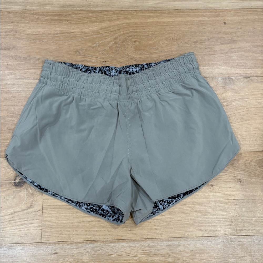 SOLD Lululemon Women's Reversible Athletic Shorts